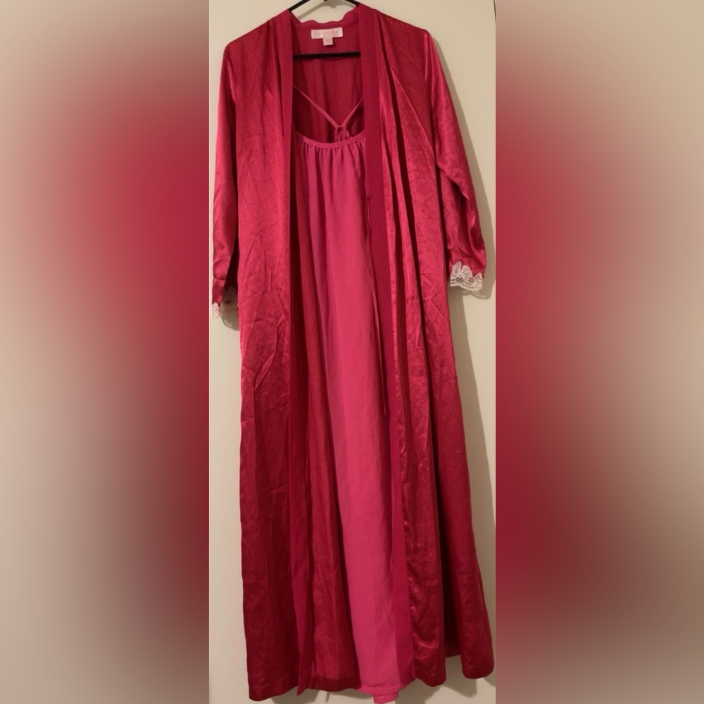 Fuchsia pink nightgown set